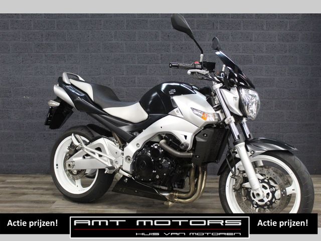 suzuki - gsr-600