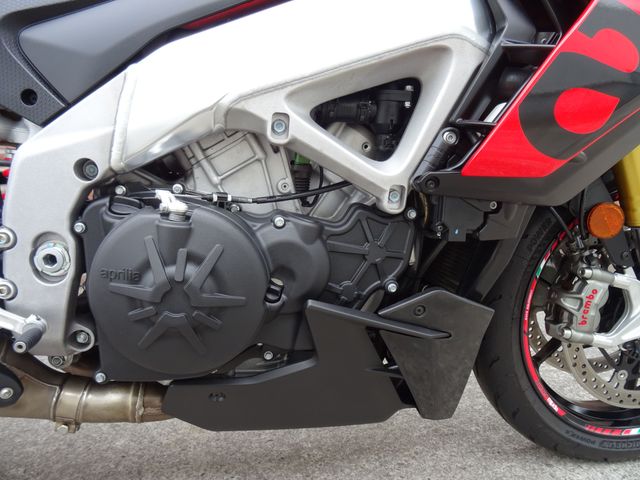 aprilia - tuono-v4-1100