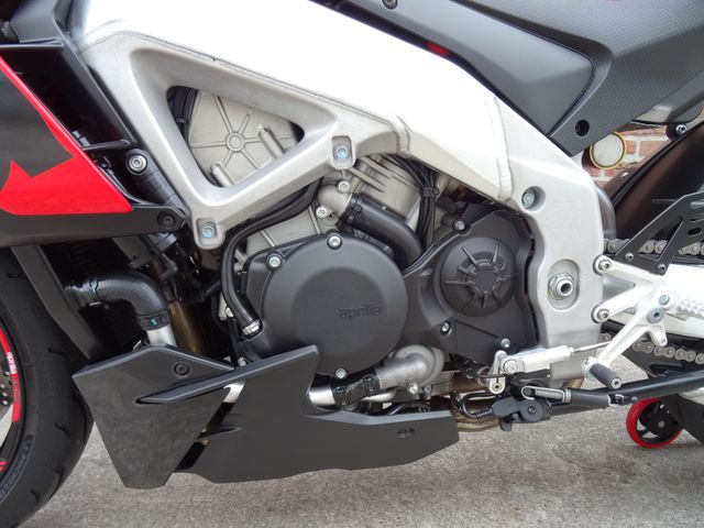 aprilia - tuono-v4-1100