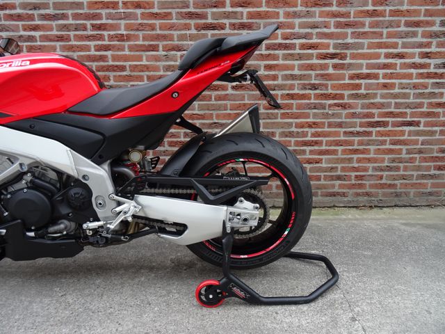 aprilia - tuono-v4-1100