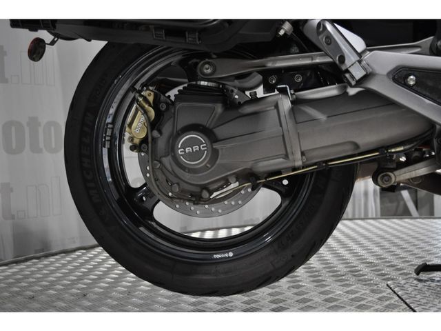 moto-guzzi - 1100-breva