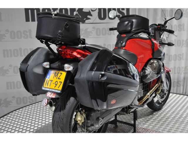 moto-guzzi - 1100-breva