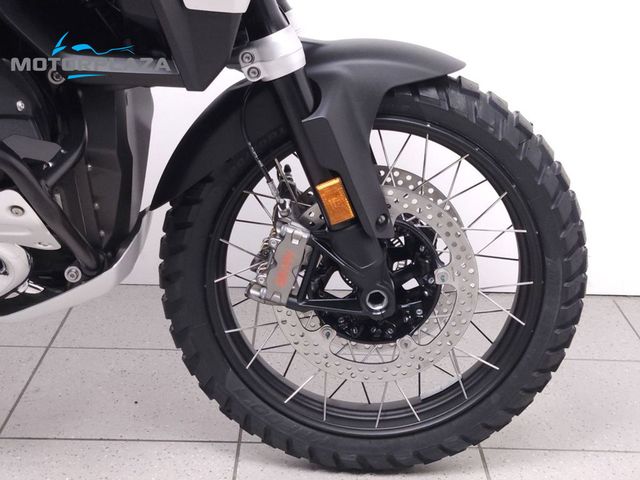 bmw - r-1300-gs-adventure