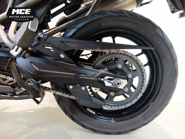 triumph - tiger-800-xrx