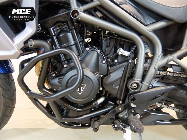 triumph - tiger-800-xrx