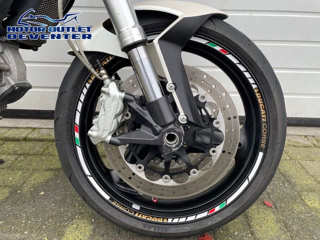 ducati - monster-696