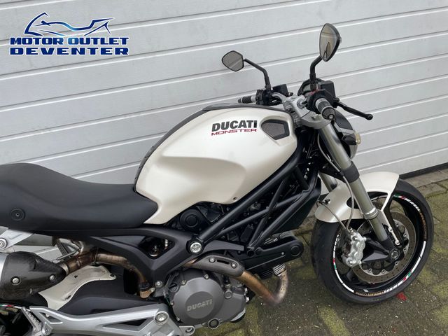 ducati - monster-696
