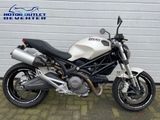 DUCATI MONSTER 696