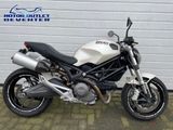 DUCATI MONSTER 696