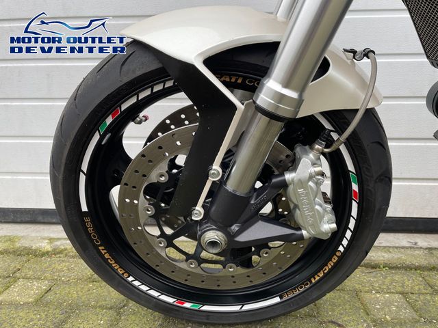 ducati - monster-696