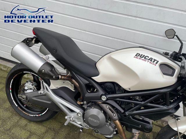 ducati - monster-696