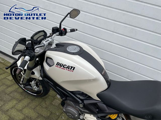 ducati - monster-696