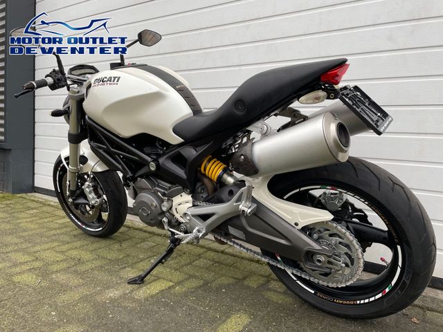 ducati - monster-696