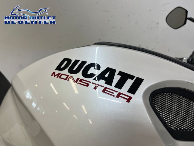 ducati - monster-696