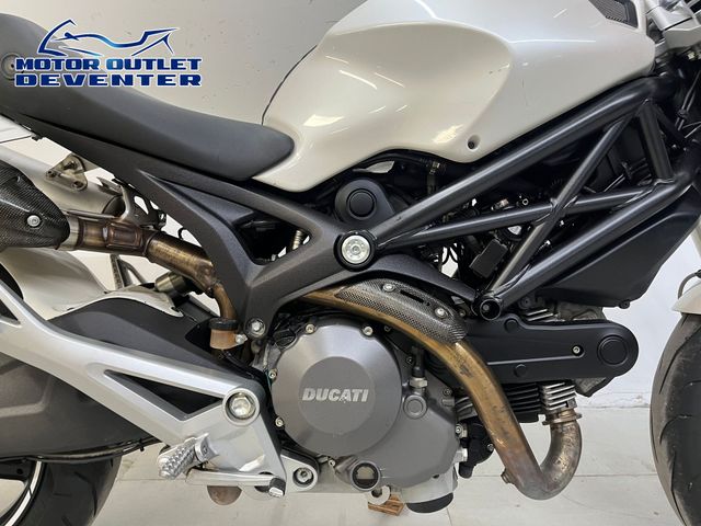 ducati - monster-696