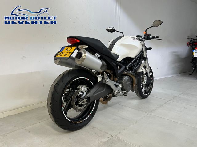 ducati - monster-696