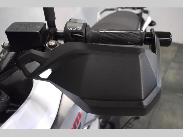 suzuki - v-strom-1000-abs