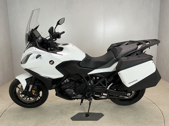 honda - nt-1100-dct