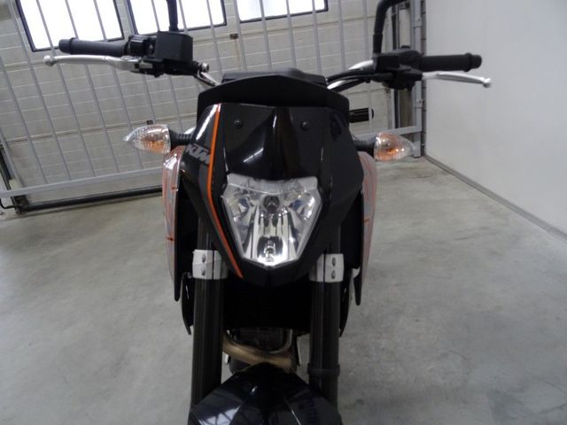 ktm - 690-duke-abs