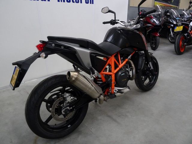 ktm - 690-duke-abs