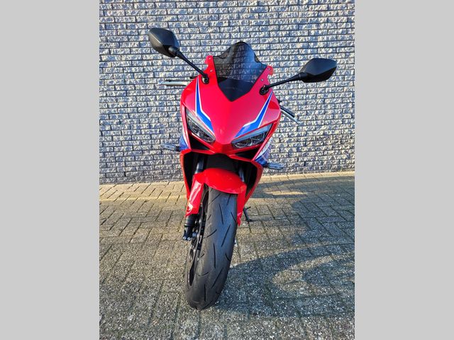 honda - cbr-650-r