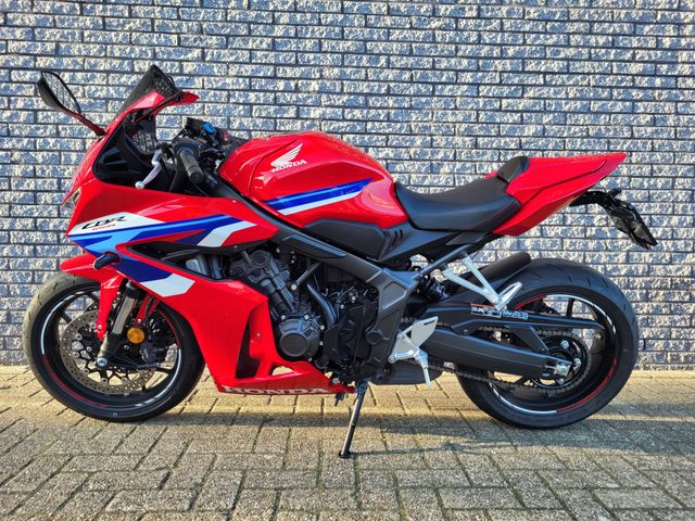 honda - cbr-650-r