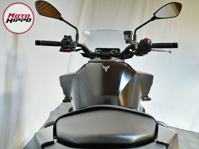 yamaha - mt-09-y-amt