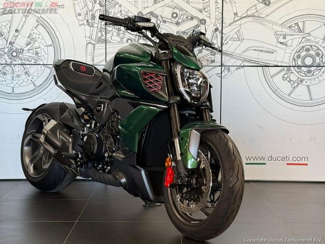 ducati - diavel-for-bentley