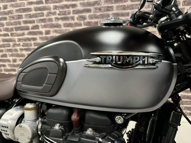 triumph - bonneville-t-120-black