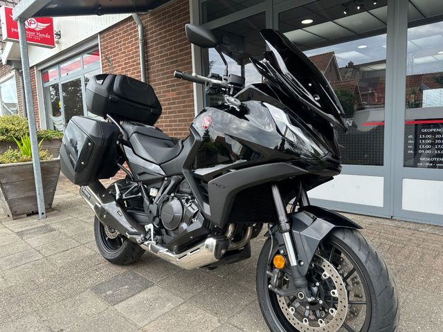 honda - nt-1100