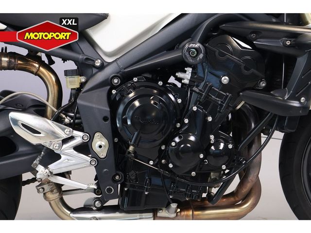 triumph - street-triple-675