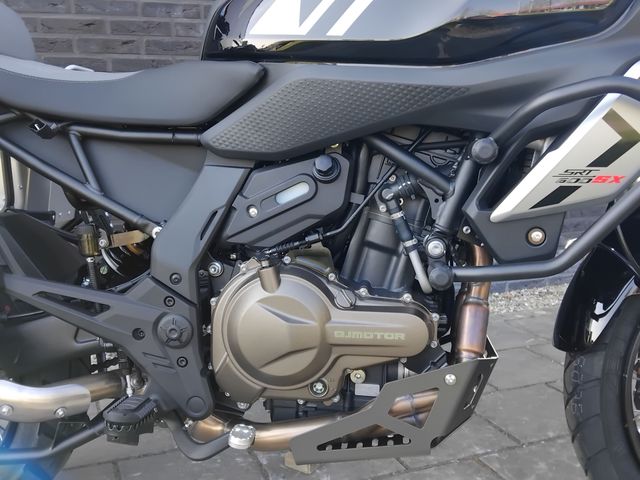 QJMOTOR - srt-600-sx-touring
