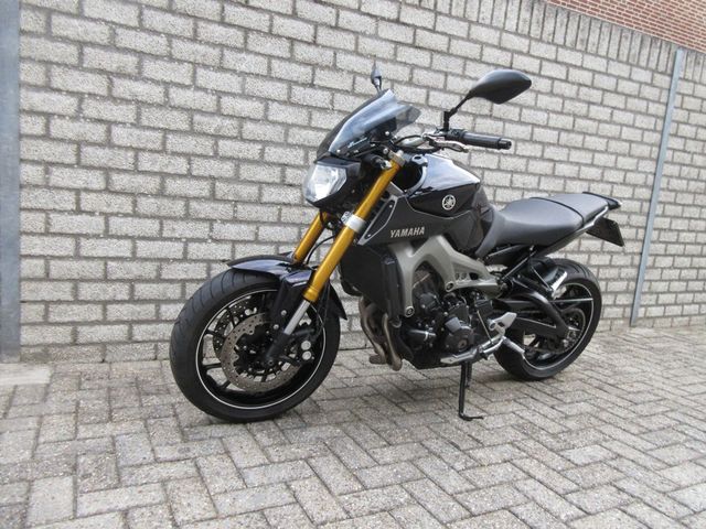 yamaha - mt-09-abs