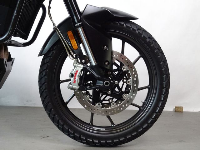 triumph - tiger-900-gt-pro
