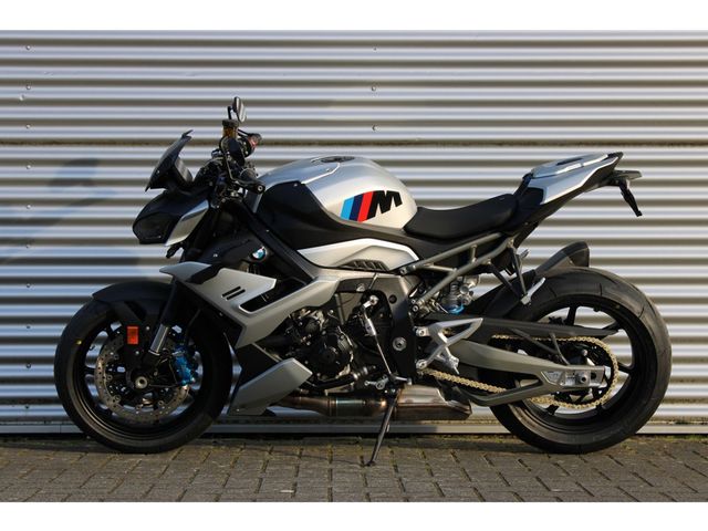 bmw - m-1000-r