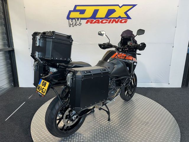 ktm - 1290-super-adventure-s