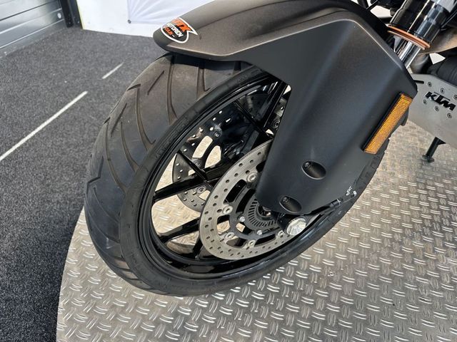 ktm - 1290-super-adventure-s