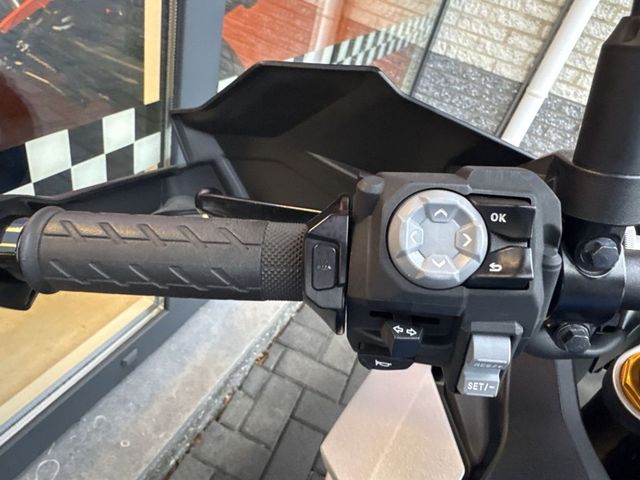 suzuki - gsx-s-1000-gx