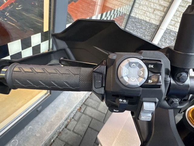 suzuki - gsx-s-1000-gx