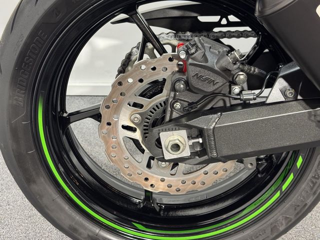 kawasaki - z900