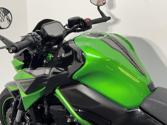 kawasaki - z900