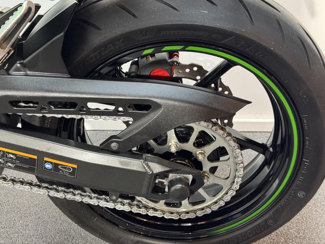 kawasaki - z900