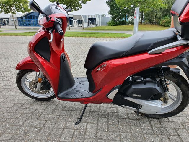 honda - sh-125i-c-abs