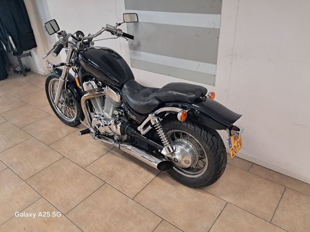 suzuki - vs-1400-intruder