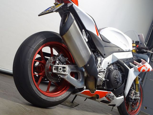 aprilia - rsv-4-1100-factory