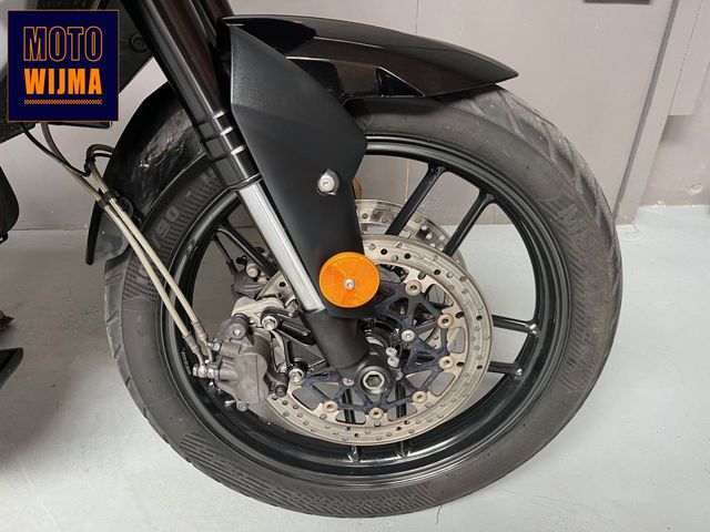 triumph - tiger-800-xrx