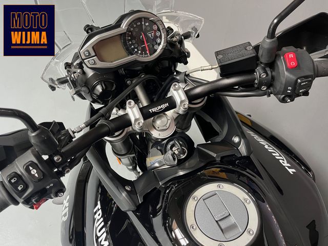 triumph - tiger-800-xrx