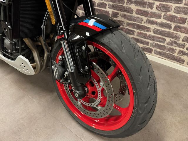 triumph - trident-660-triple-tribute-edition