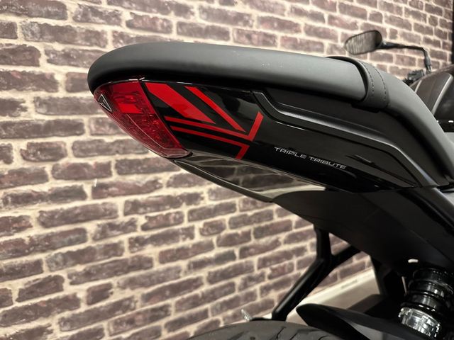 triumph - trident-660-triple-tribute-edition
