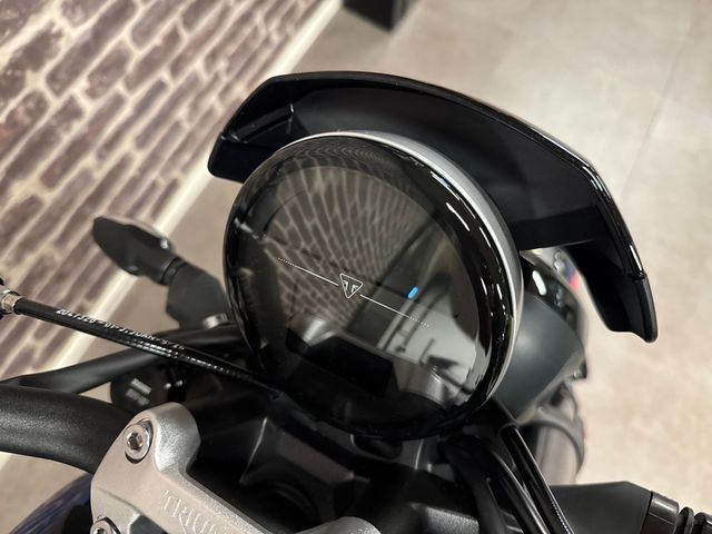 triumph - trident-660-triple-tribute-edition